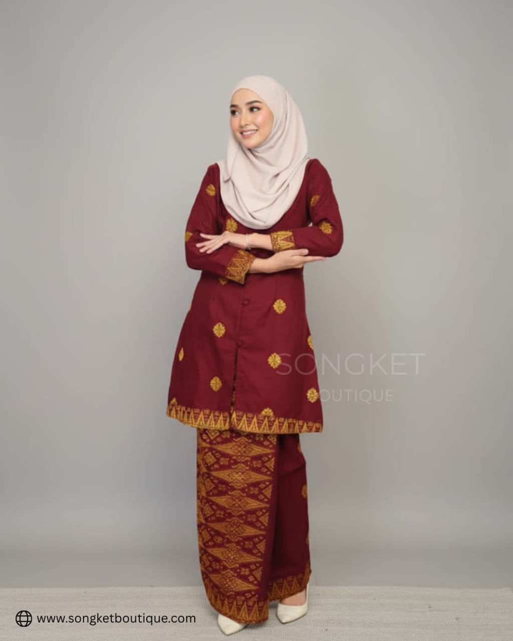 Songket Tenunan Premium – Kurung Moden Stitched Set (Maroon Gold Exclusive)